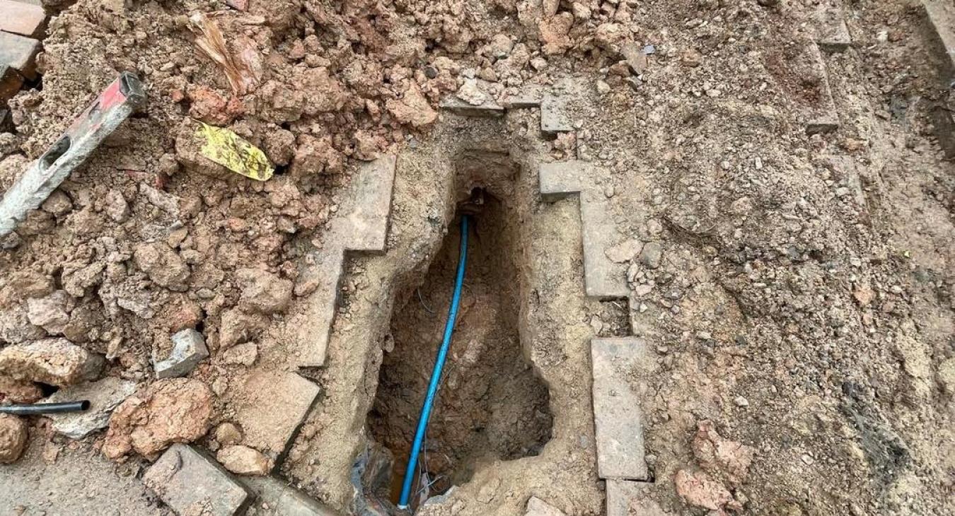 Water leak under driveway Bristol: Who do I call? 