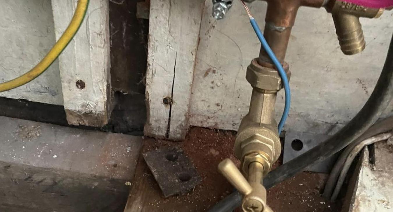 Leak Detection in Somerset