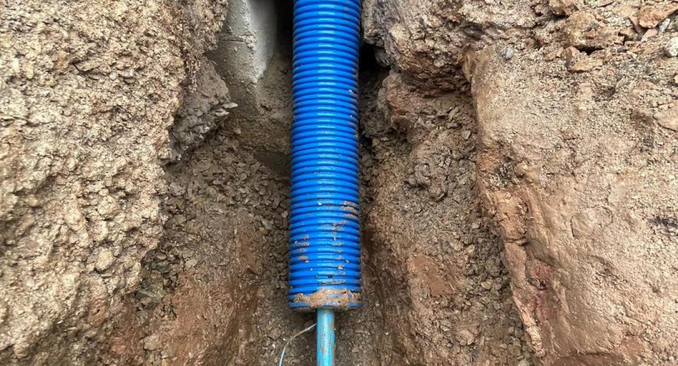 Pipe Relay Following Leak Detection, Wales