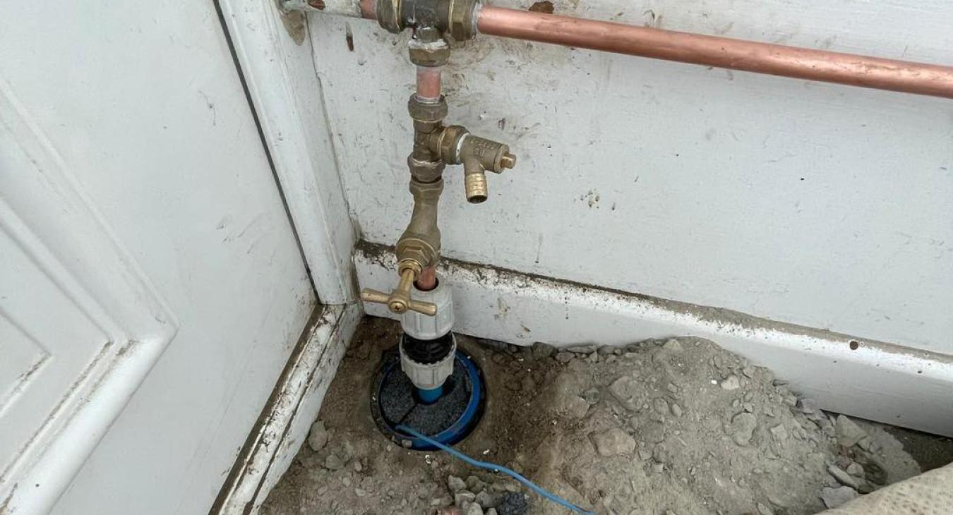 Pipe Relay Following Leak Detection, Wales